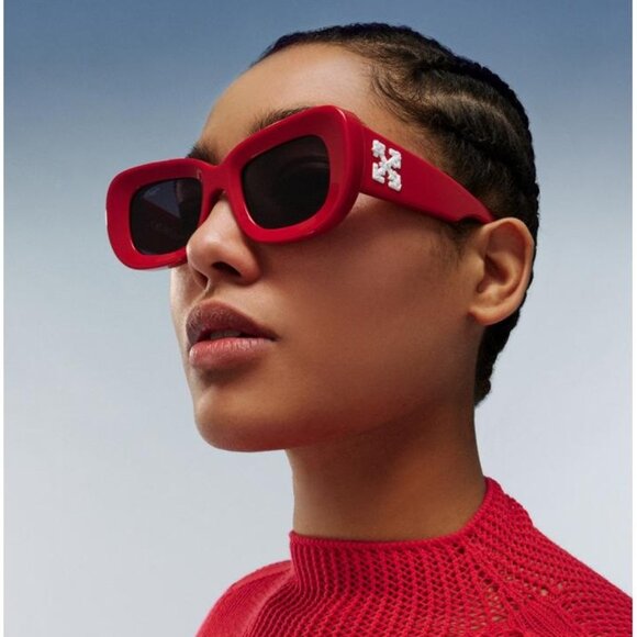 BRAND NEW Off-White CARRARA 507 Red Dark Grey Unisex Rectangular Sunglasses - Picture 10 of 10